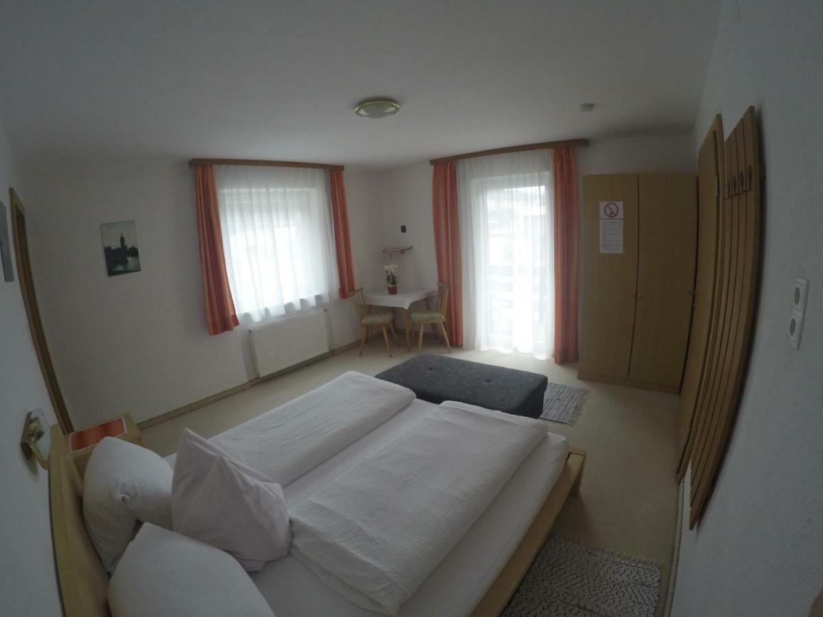 ホテル Haus Gamsblick ウムハウゼン エクステリア 写真